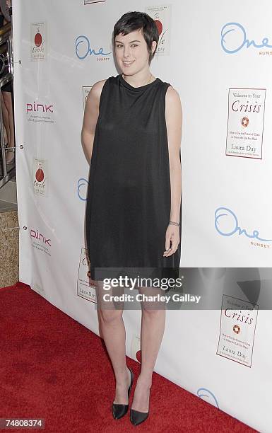 Laura Willis Photos and Premium High Res Pictures - Getty Images