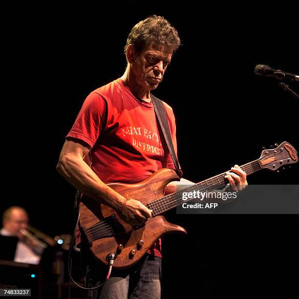 Singer Reed 92 Lou Reed Performs In Amsterdam Stock Photos, High-Res Pictures, and ...