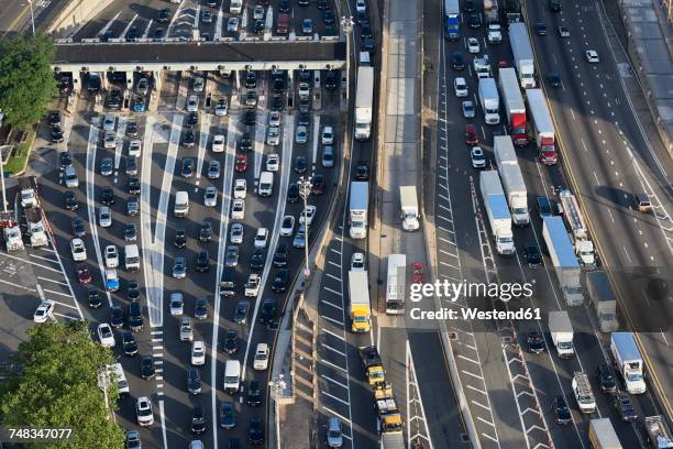 usa, new jersey, rush hour traffic at fort lee in the morning, aerial view - traffic jam aerial stock pictures, royalty-free photos & images