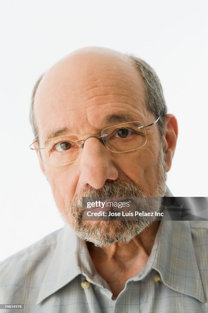 Close up of senior man wearing eyeglasses