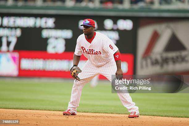 Ryan Howard of the Philadelphia Phillies fields during the game against the Chicago White Sox at Citizens Bank Park in Philadelphia, Pennsylvania on...