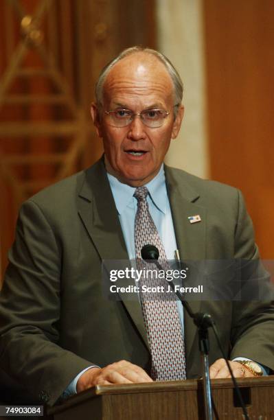 Committee Chairman Larry E. Craig, R-Idaho, during a Senate Special Committee on Aging forum on Medicare discount drug cards. Panelists included:...
