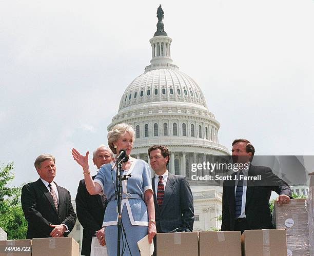 Jennifer Dunn, R-Wash., speaks at a news conference of the NFIB and members of Congress favoring the abolishment of the IRS tax code. L-R,...