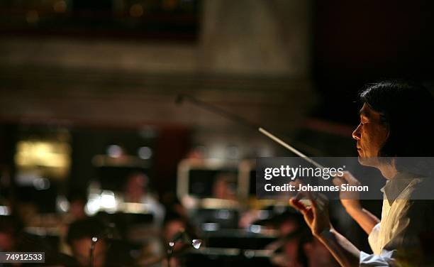 Conductor Kent Nagano conducts the rehearsal of the opera 'Alice in Wonderland' by the Korean composer Unsuk Chin at the Munich Opera house...