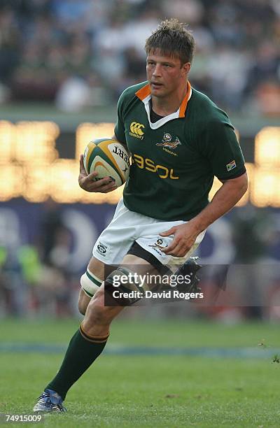 Bobby Skinstad of South Africa pictured during the 2007 Tri-Nations match between South Africa and New Zealand at the ABSA Kings Park Stadium on June...