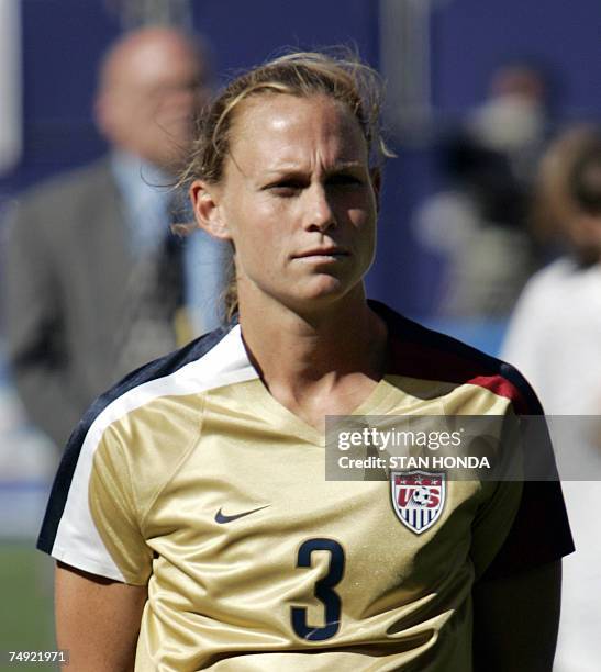 East Rutherford, UNITED STATES: Christie Rampone of the US Women's soccer team, 23 June 2007, at Giants Stadium in East Rutherford, New Jersey. AFP...