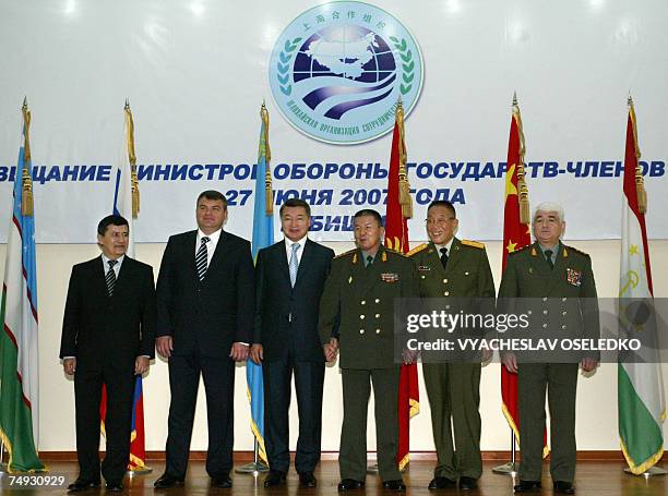 Bishkek , KYRGYZSTAN: Uzbekistan's deputy Defence Minister Niyazov Rustam, Russia's Defence Minister Anatoly Serdyukov, Kazakhstan's Defence Minister...