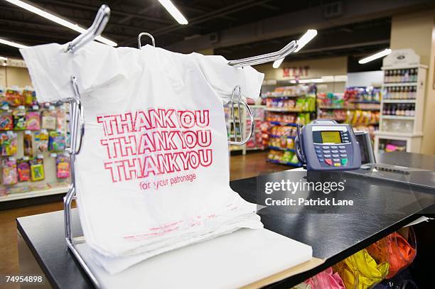 Store Checkout Back Grocery Store Checkout Bags Photos and Premium High Res Pictures ...