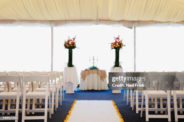 interior view of wedding tent - capilla interior fotografías e imágenes de stock