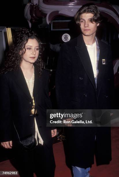 Sara Gilbert and Jay Ferguson