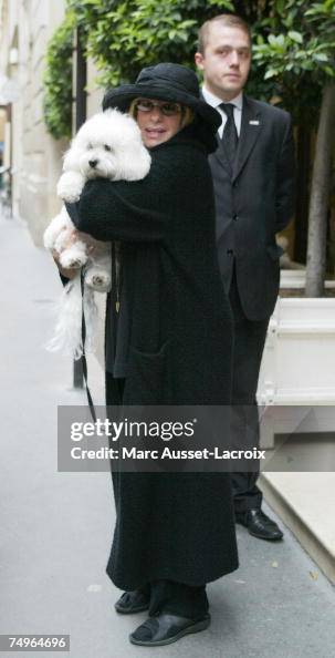 Barbra Streisand sighting at the Hotel Meurice in Paris Barbra Streisand sighting at the Hotel Meurice in Paris