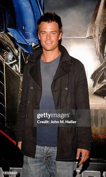 Josh Duhamel attends the "Transformers" release party at Area on June 29, 2007 in Los Angeles, California.