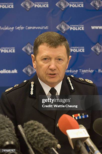 Willie Rae Strathclyde Police Communications Photos and Premium High Res Pictures ...