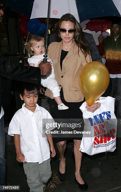 Angelina Jolie, Maddox and Shiloh