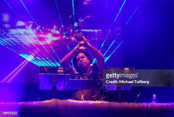 Producer Paul Oakenfold spins at the 11th annual Electric Daisy Carnival massive rave, held at the Los Angeles Coliseum on June 30, 2007 in Los...