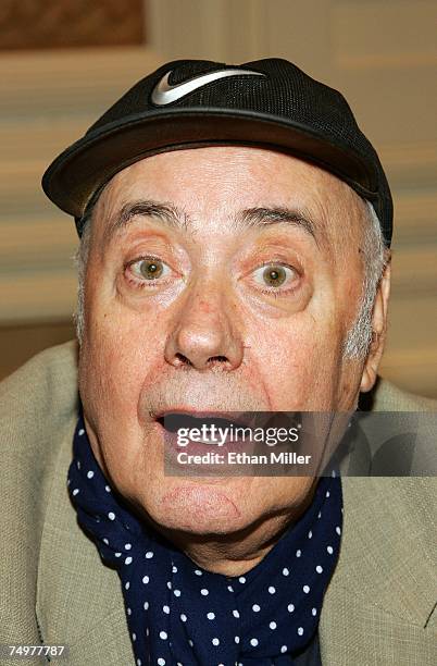 Actor Victor Spinetti poses during an autograph signing session at the Fest for Beatles Fans 2007 at The Mirage Hotel & Casino July 1, 2007 in Las...