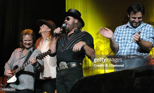 Travis Tritt, Trace Adkins and Mark Wills join Hank Williams Jr.