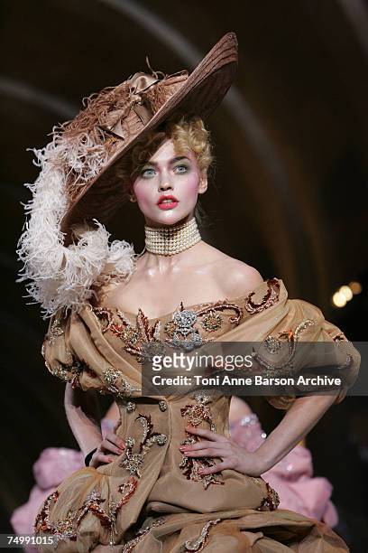 Model walks down the catwalk wearing Dior Haute Couture Fall/Winter 2008 on July 2 in Versailles, France.