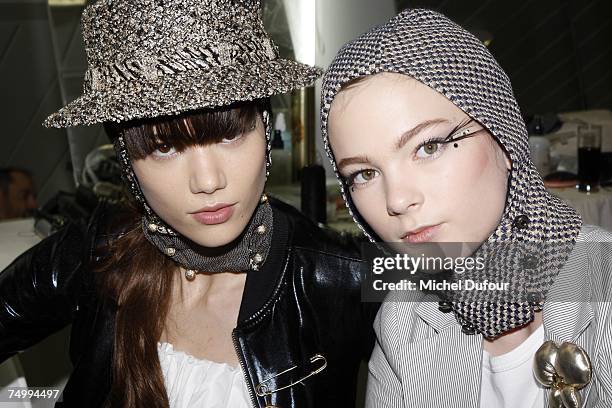 175 Chanel Haute Couture Front Row And Backstage Stock Photos