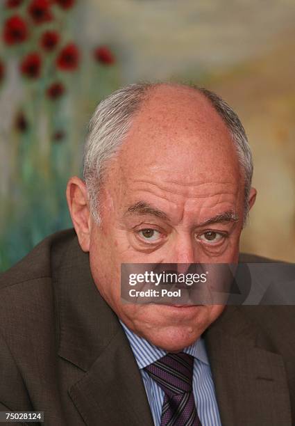 Appointed Look Roni Bar Photos and Premium High Res Pictures - Getty Images