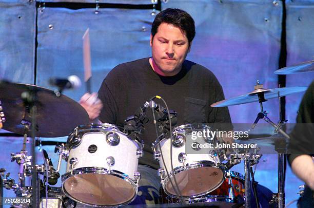 Greg Grunberg performs with 16:9