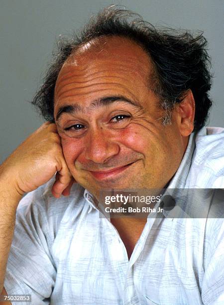 Danny De 71 Danny Devito 1986 Photos & High Res Pictures - Getty Images