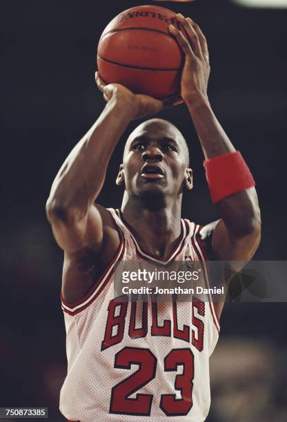 Michael Johnson, shooting guard for the Chicago Bulls prepares to make a shot during a Central Division game in the Eastern Conference of the...