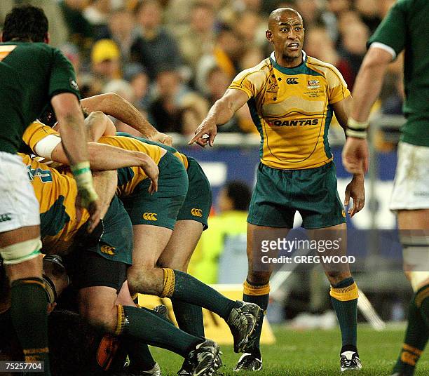 George Gregan of Australia directs play during the Tri-Nations rugby union Test against South Africa in Sydney, 07 July 2007. South Africa leads...