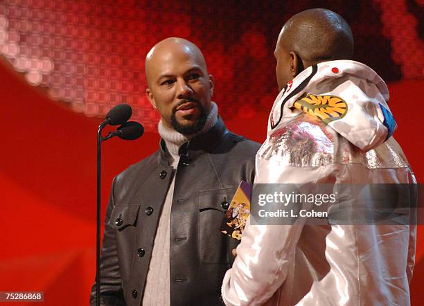 Common Rapper Award Best Rap Album Grammy Award Photos and Premium High Res Pictures ...