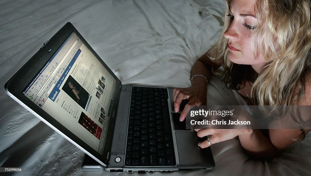 Popularity Of Social Networking Website Grows