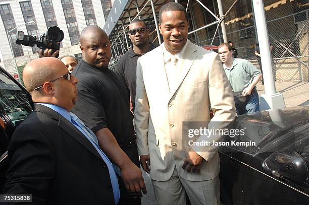 Busta Crime Rapper Busta Rhymes Appears At The Manhattan Criminal Courthouse Photos and ...