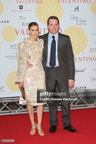 Sarah Jessica Parker and Matthew Broderick arrive at the Ara Pacis for Valentino's Exhibition opening on July 6, 2007 in Rome, Italy.