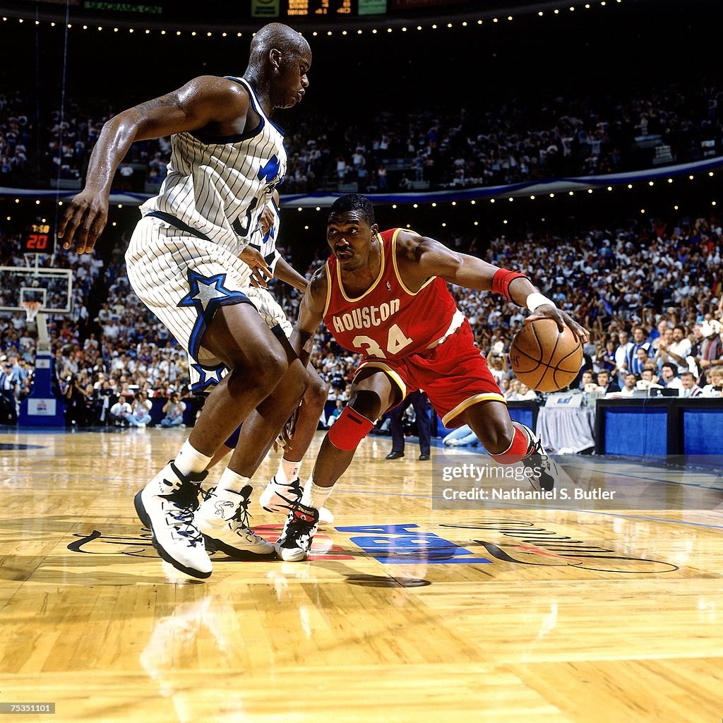1995 Rockets Final Hakeem Olajuwon of the Houston Rockets drives to the basket against ...