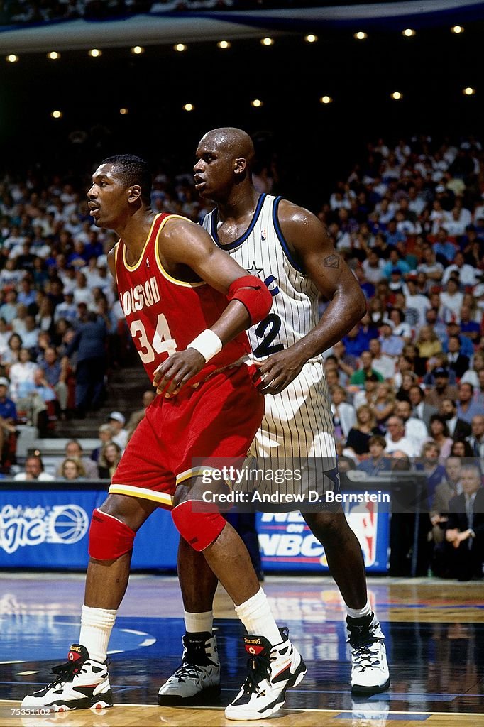 1995 Rockets Final Hakeem Olajuwon of the Houston Rockets matches up against Shaquille ...