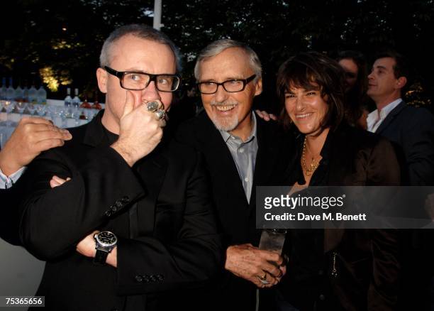 Damien Hirst, Dennis Hopper and Tracey Emin attend the Serpentine Summer Party, at The Serpentine Gallery on July 11, 2007 in London, England.