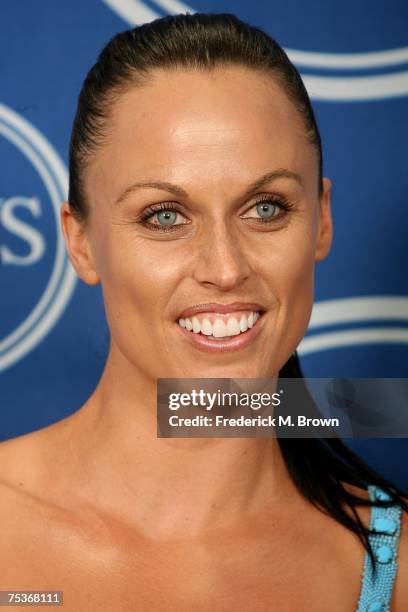 Swimmer Amanda Beard poses for photos in the press room during the 2007 ESPY Awards at the Kodak Theatre on July 11, 2007 in Hollywood, California.