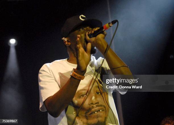 Wale Rapper 2008 Wale 2007 Photos and Premium High Res Pictures - Getty Images