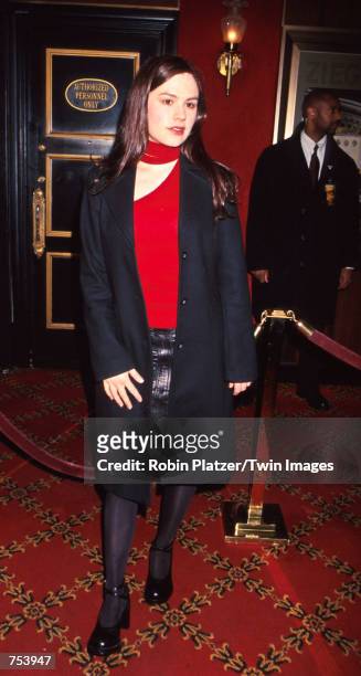 Anna Paquin attends the premiere of "Hannibal" February 5, 2001 in New York City.