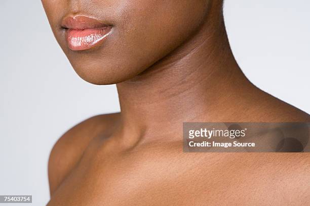 female mouth neck and shoulders - sleutelbeen stockfoto's en -beelden