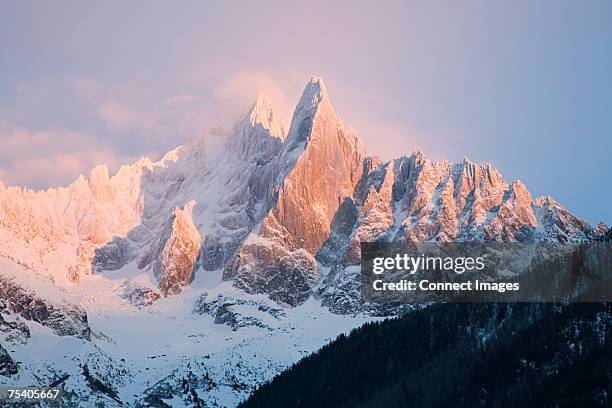 mountains of the french alps - french alps snow stock pictures, royalty-free photos & images