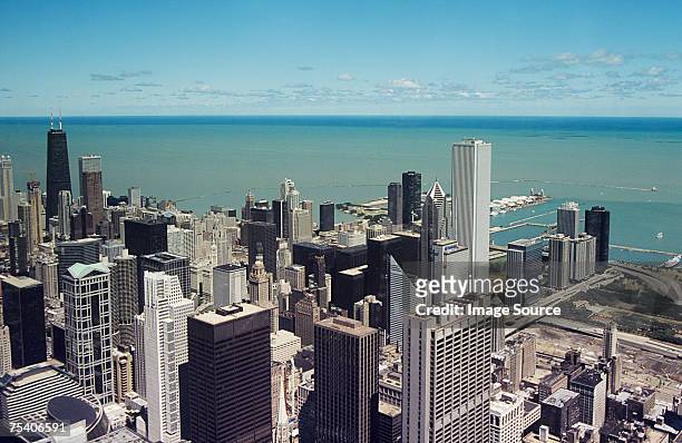 chicago skyscrapers and lake michigan - geography of illinois stock pictures, royalty-free photos & images