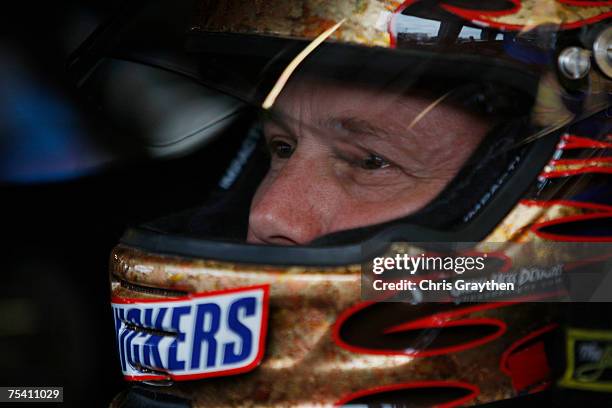 Snickers Dark Car Ricky Rudd 162 Usg Sheetrock Ford Stock Photos, High-Res Pictures, and Images ...