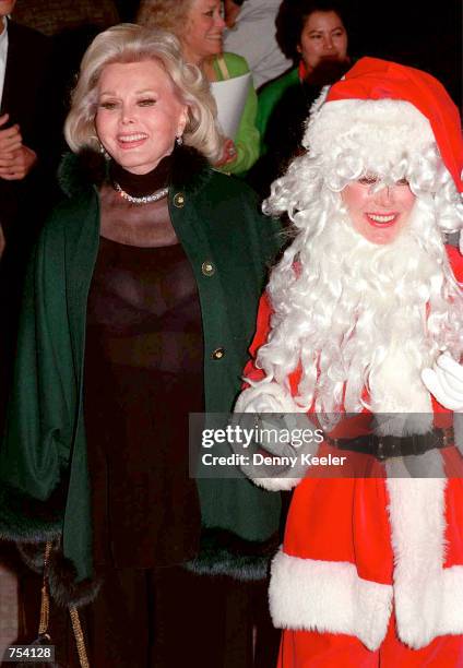 Zsa Zsa Gabor, left, and Eva Gabor attend The Golden Apple Awards, December 11, 1994 in Hollywood, CA.