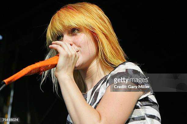 Paramore performing at the 2007 Van's Warped Tour at the Verizon Wireless Amphitheater in San Antonio, Texas on July 13, 2007.