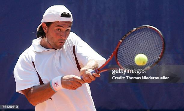 Boris Pashanski of Serbia returns a shot to Guillermo Garcia-Lopez of Spain during the MercedesCup at TC Weissenhof on July 16, 2007 in Stuttgart,...