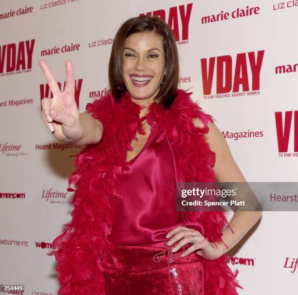 Actress Teri Hatcher poses for photographers February 10, 2001 at the Hammerstein Ballroom in New York City after the "V-Day 2001" live performance...