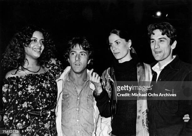 1970s: Diahnne Abbott, Dustin Hoffman, Anne Byrne Hoffman, and Robert De Niro enjoy a night on the town circa the late-1970s in New York, New York.