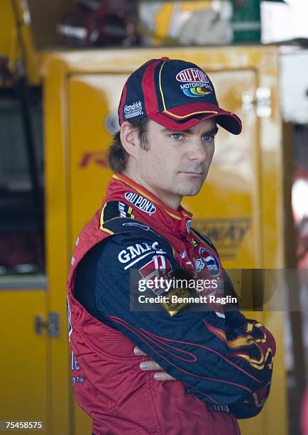 Jeff Gordon during practice for the NASCAR NEXTEL Cup Series, Dodge Avenger 500, May 11 Darlington Raceway, Darlington, South Carolina