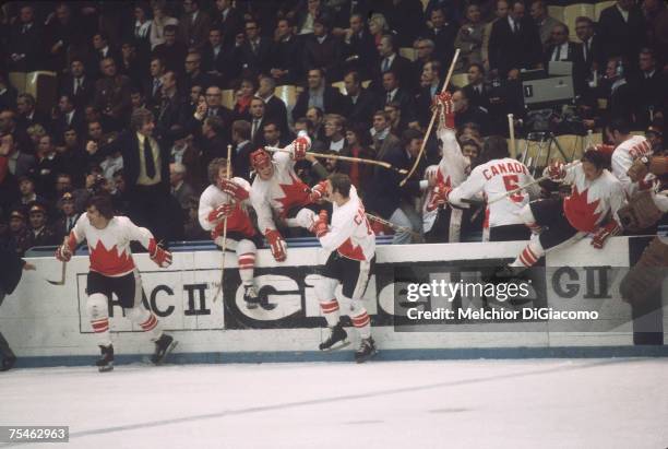 The Team Canada bench celebrates after winning Game 5 of the 1972 Summit Series against the Soviet Union on September 22, 1972 at the Luzhniki Ice...