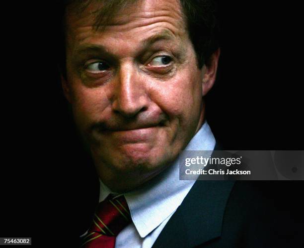 423 Tony Blair Alastair Campbell Photos & High Res Pictures - Getty Images